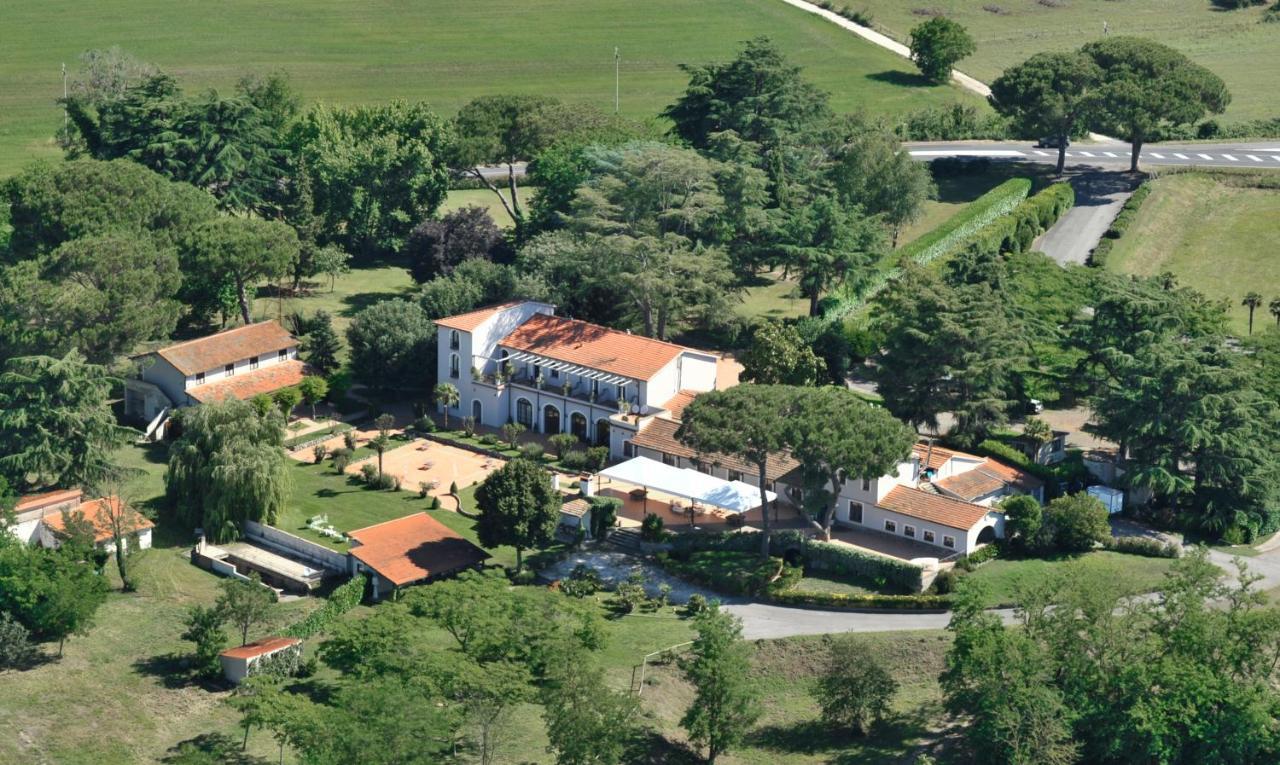 Hotel Antico Borgo Di Sutri Extérieur photo