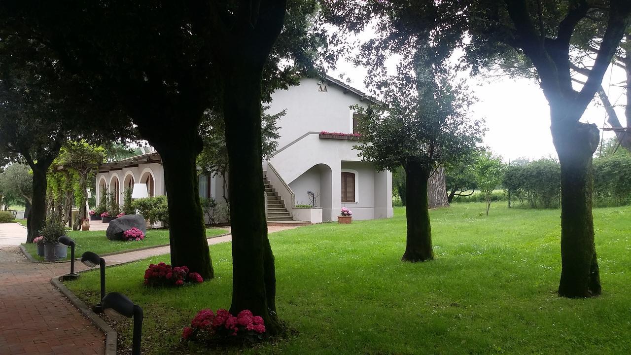 Hotel Antico Borgo Di Sutri Extérieur photo